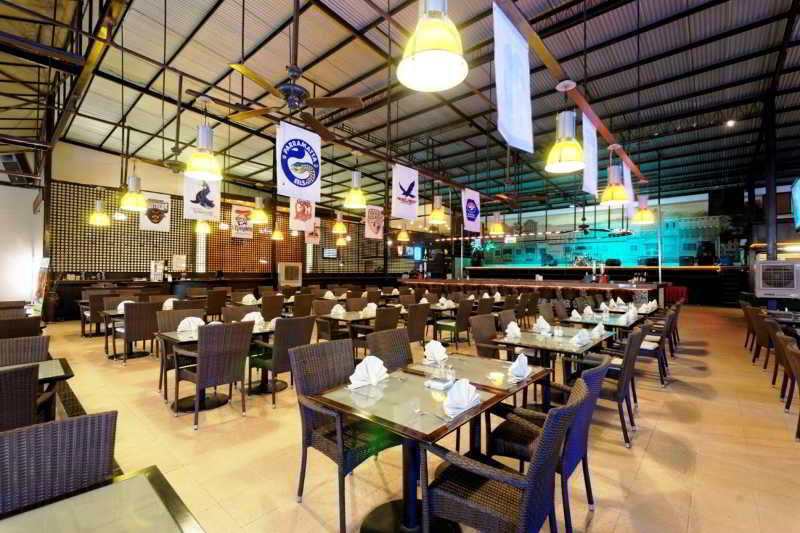 Kuta Station Hotel And Spa Bali Exterior foto